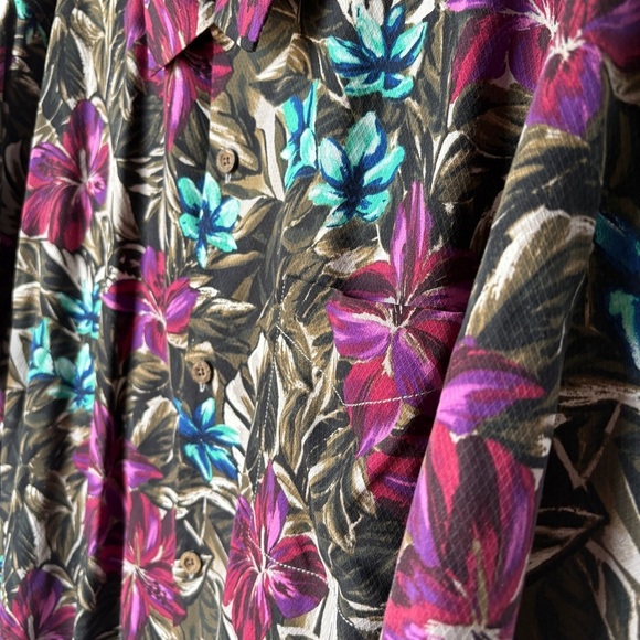 Tommy Bahama Men's 2XL 100% Tropics Floral Silk Camp Shirt - Picture 4 of 9
